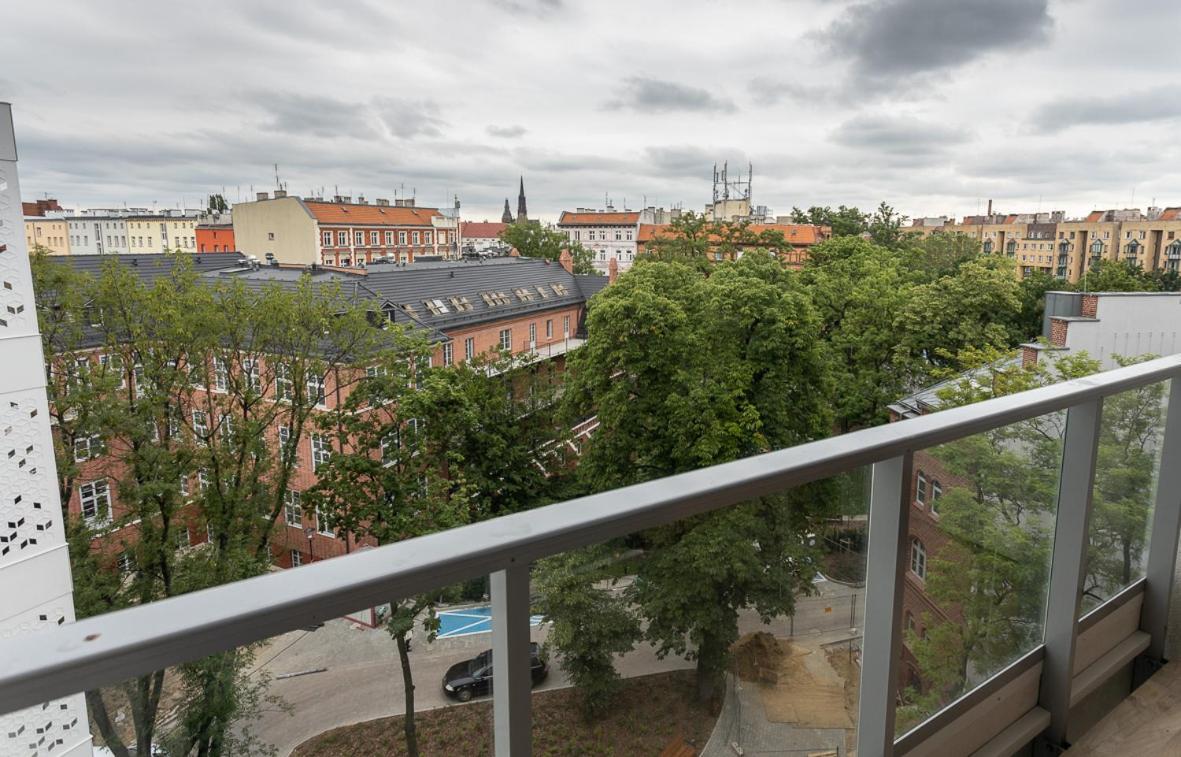 B&W Luxurious Apartment In The Center Of Wroclaw Exterior photo